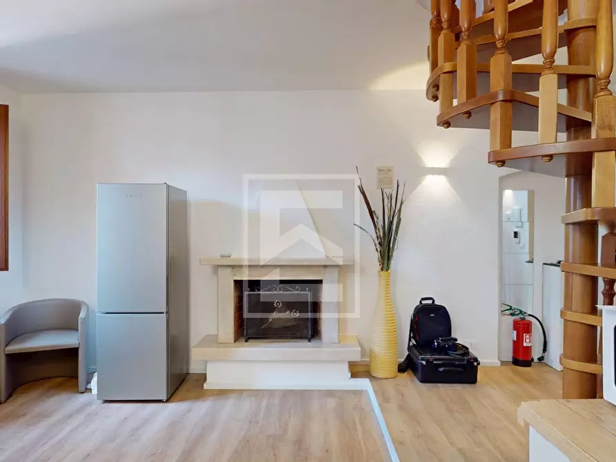 Immagine 13 di Appartamento in vendita  in VIA GARIBALDI 7 a Desenzano Del Garda