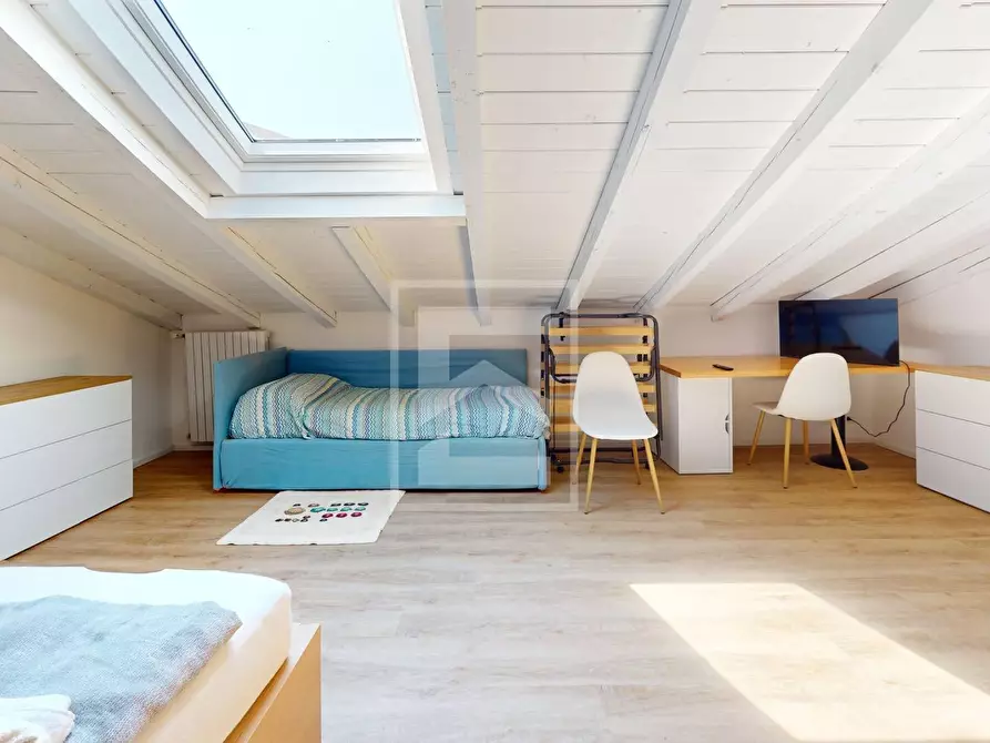 Immagine 33 di Appartamento in vendita  in VIA GARIBALDI 7 a Desenzano Del Garda