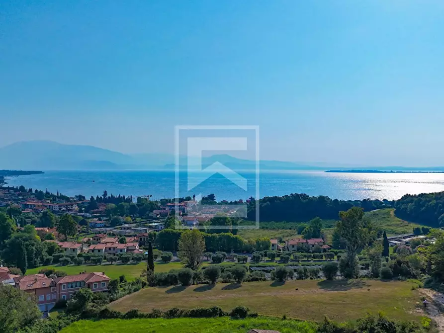 Immagine 2 di Terreno residenziale in vendita  a Padenghe Sul Garda