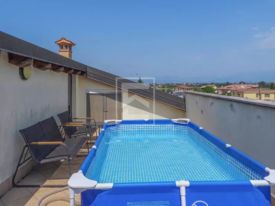 Immagine 25 di Appartamento in vendita  in via italia 5/A a Desenzano Del Garda