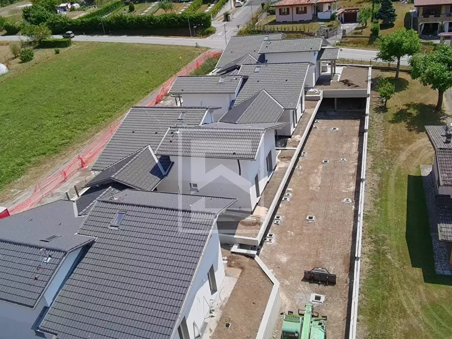 Immagine 4 di Casa semindipendente in vendita  in via segore a Idro