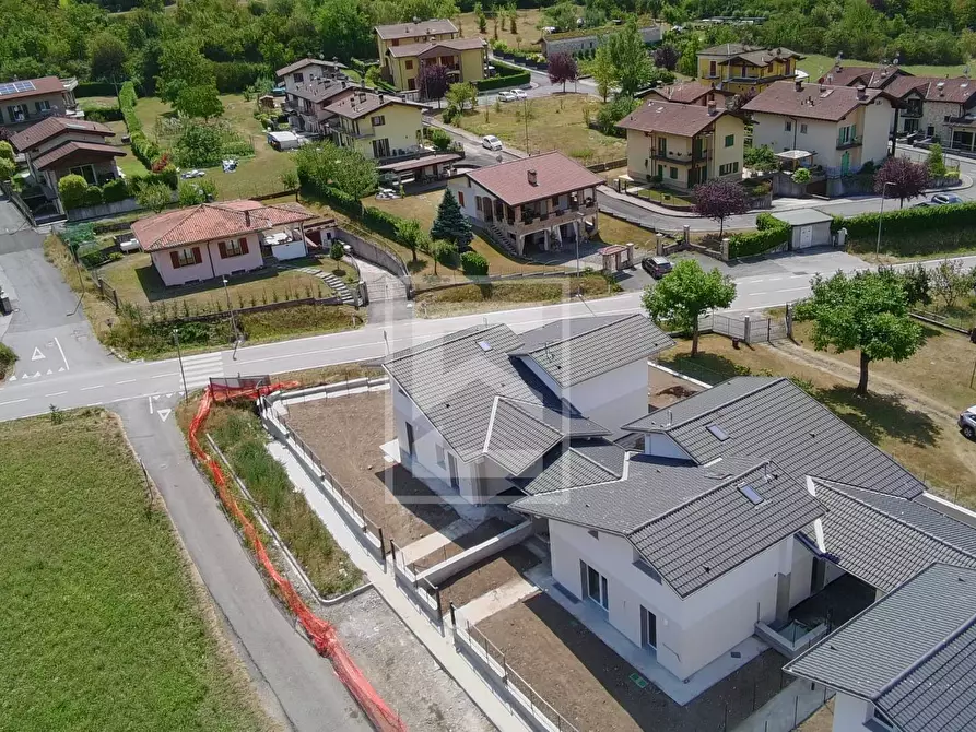 Immagine 7 di Casa semindipendente in vendita  in via segore a Idro