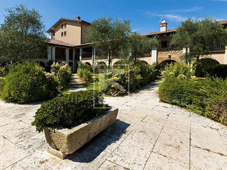 Immagine 43 di Appartamento in vendita  in Località Abbazia San Vigilio a Pozzolengo
