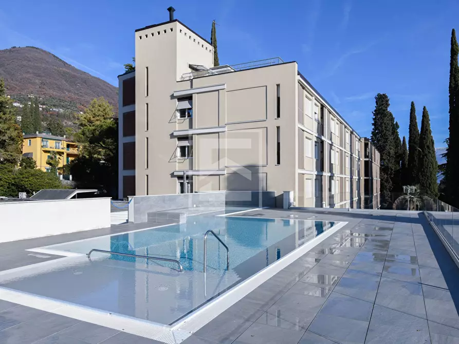 Immagine 19 di Appartamento in vendita  in Via al Vittoriale 11 a Gardone Riviera