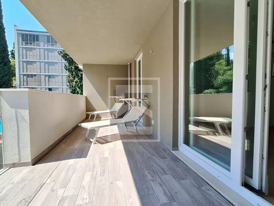 Immagine 11 di Appartamento in vendita  in Via al Vittoriale 11 a Gardone Riviera