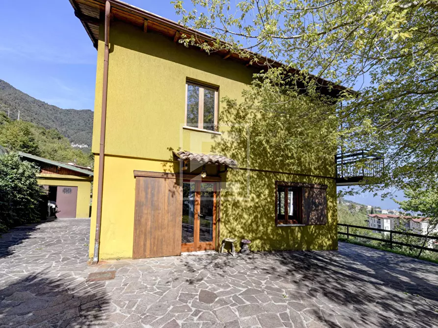 Immagine 6 di Villa in vendita  in Via Pegol 8 a Calvagese Della Riviera