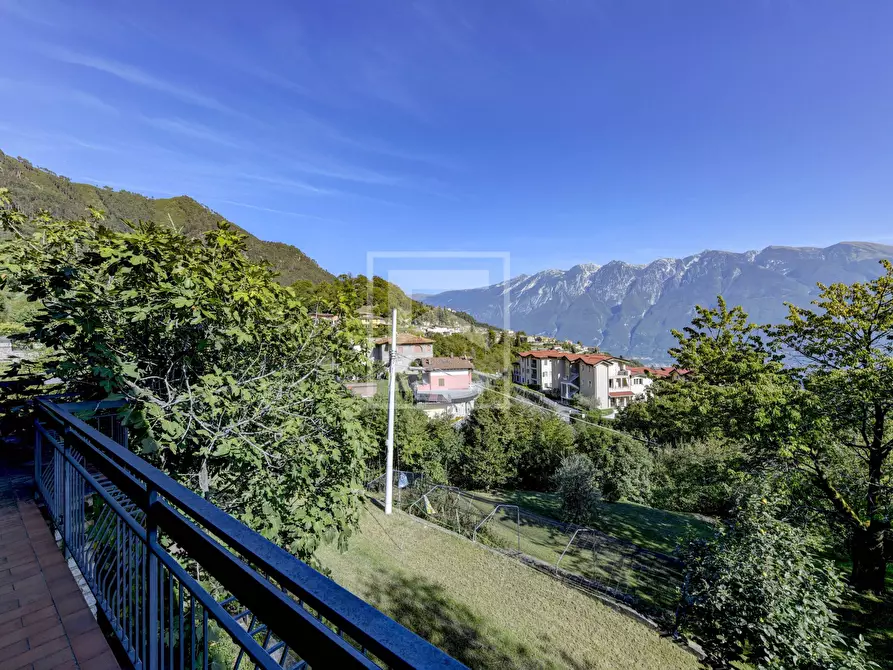 Immagine 34 di Villa in vendita  in Via Pegol 8 a Calvagese Della Riviera