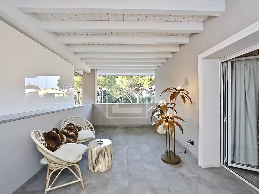 Immagine 22 di Albergo/B&B/Residence in vendita  in Via Caporali a Desenzano Del Garda