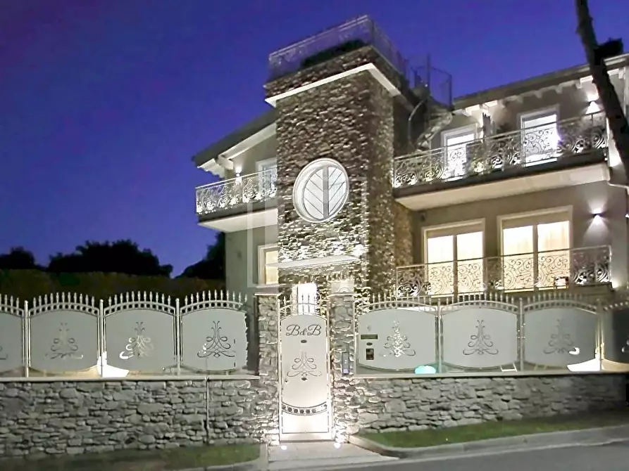 Immagine 27 di Albergo/B&B/Residence in vendita  in Via Caporali a Desenzano Del Garda