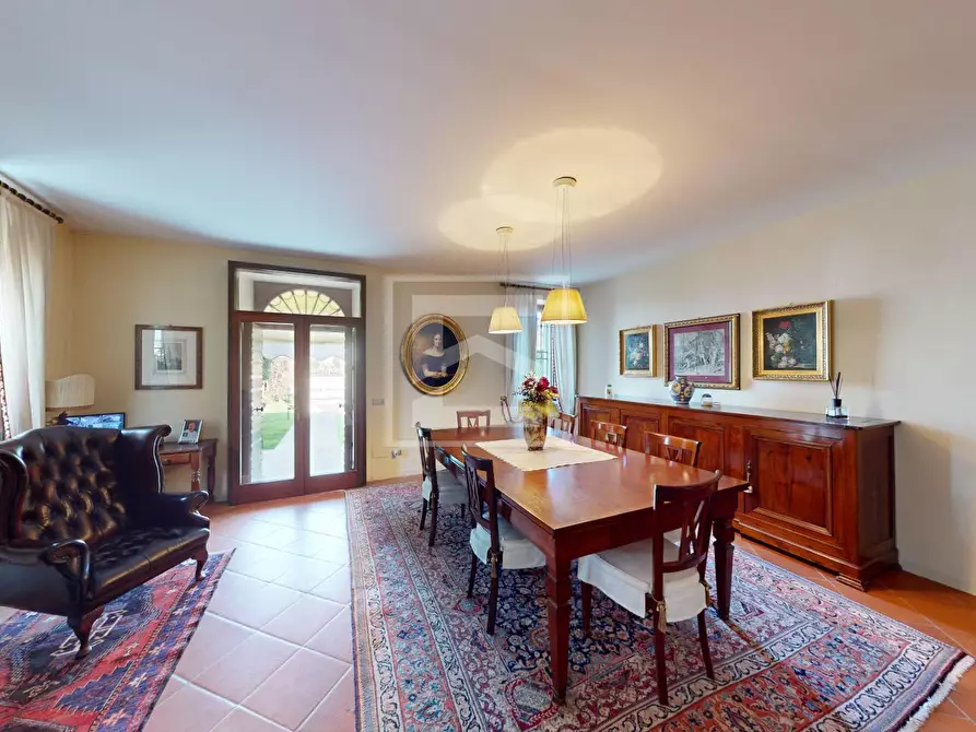 Immagine 3 di Villa in vendita  in Via Tommaso dal Molin 45 a Desenzano Del Garda