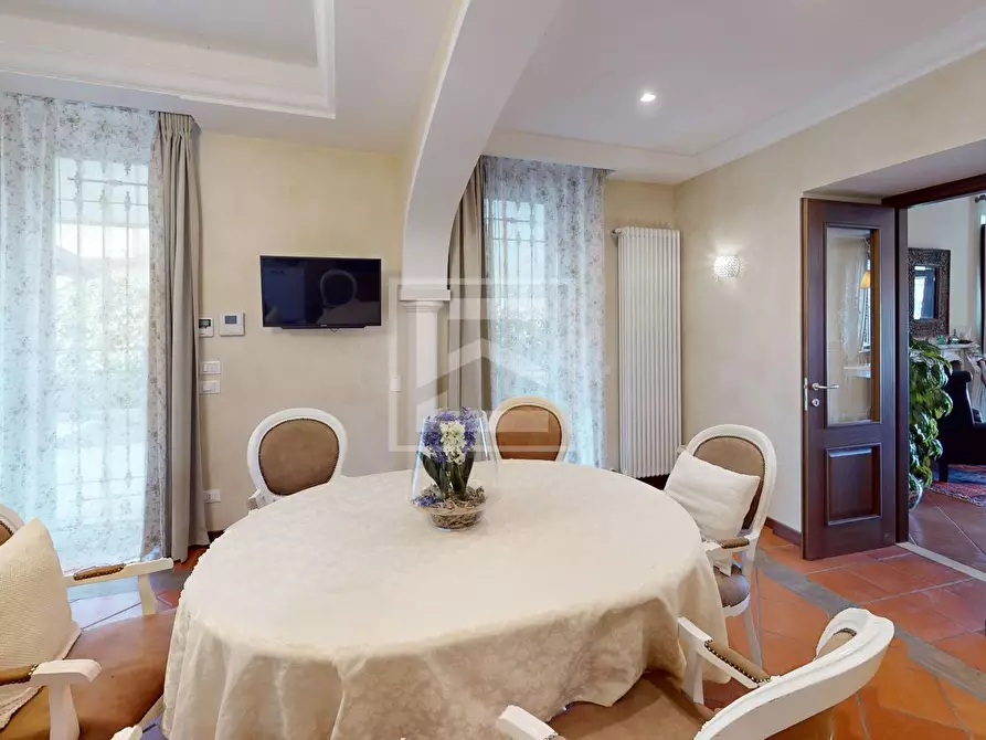 Immagine 10 di Villa in vendita  in Via Tommaso dal Molin 45 a Desenzano Del Garda