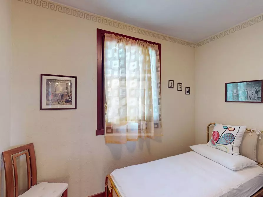 Immagine 18 di Appartamento in vendita  in Località Sermana 1 a Peschiera Del Garda