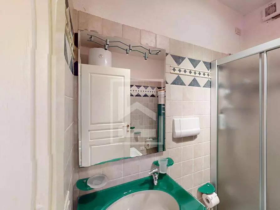 Immagine 20 di Appartamento in vendita  in Località Sermana 1 a Peschiera Del Garda