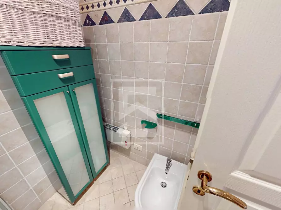 Immagine 24 di Appartamento in vendita  in Località Sermana 1 a Peschiera Del Garda