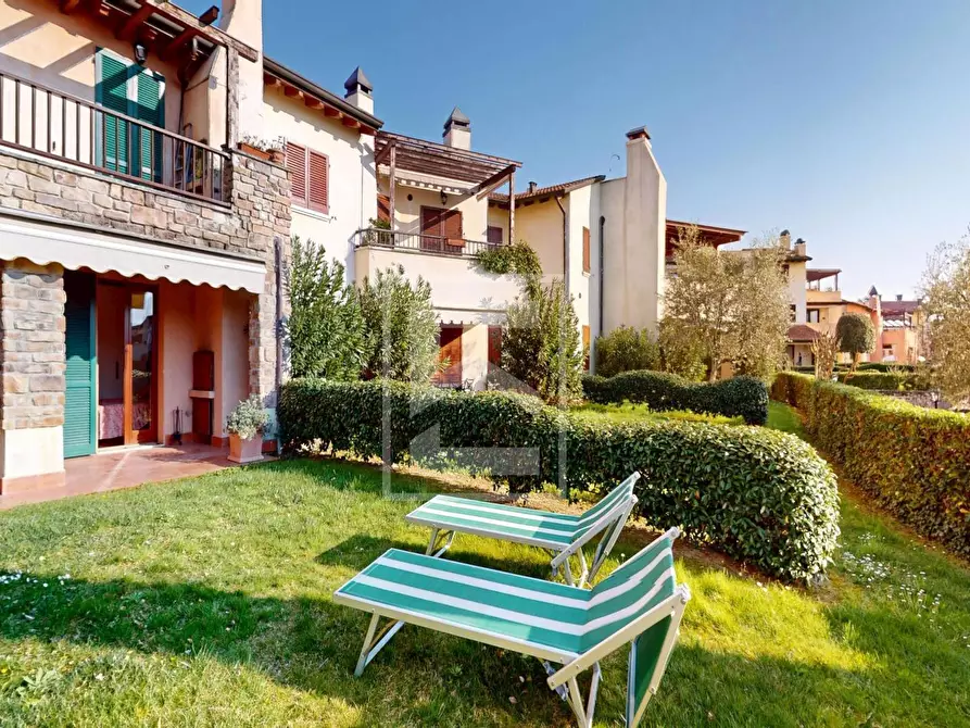 Immagine 7 di Appartamento in vendita  in Località Sermana 1 a Peschiera Del Garda