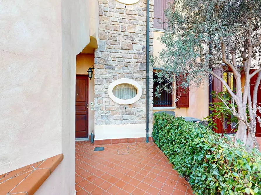 Immagine 42 di Appartamento in vendita  in Località Sermana 1 a Peschiera Del Garda