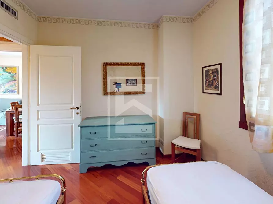 Immagine 17 di Appartamento in vendita  in Località Sermana 1 a Peschiera Del Garda