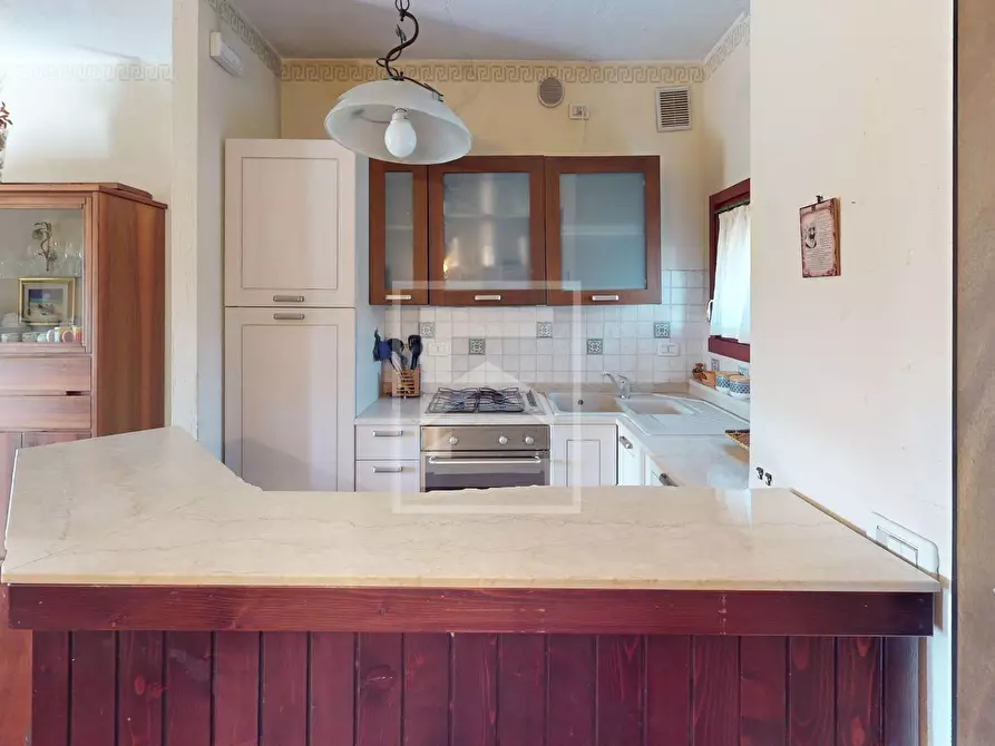 Immagine 11 di Appartamento in vendita  in Località Sermana 1 a Peschiera Del Garda