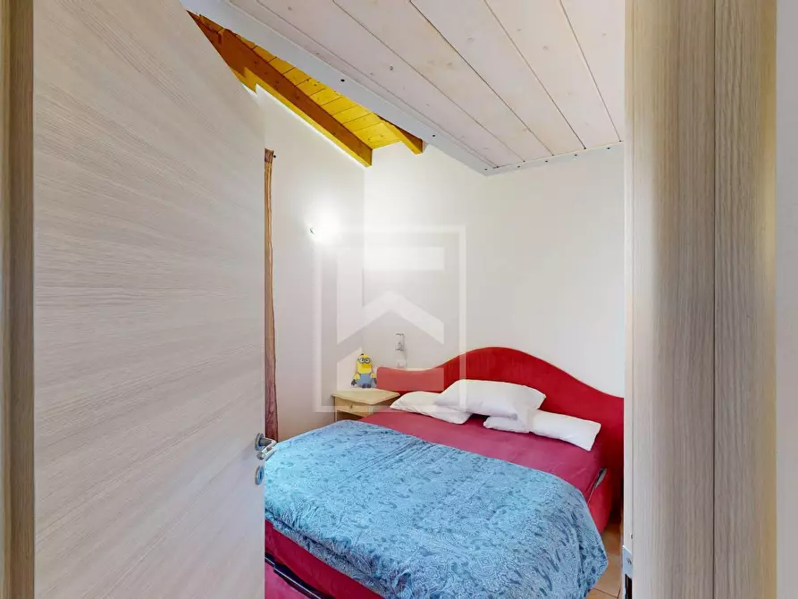 Immagine 6 di Appartamento in vendita  in via dei colli a Manerba Del Garda