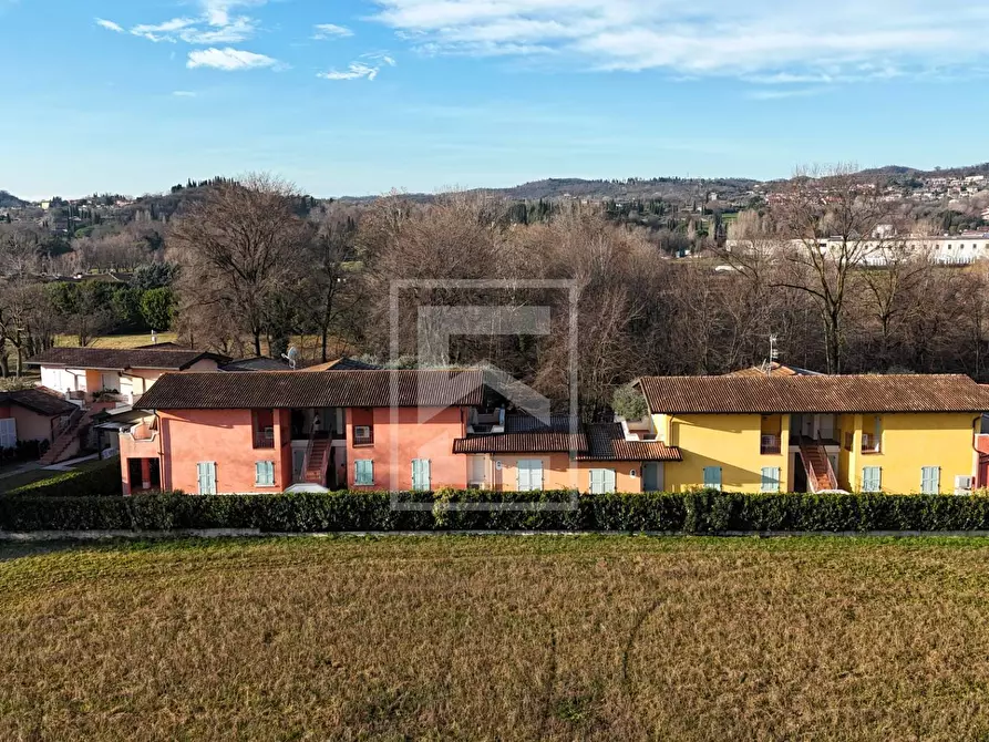 Immagine 30 di Appartamento in vendita  in via dei colli a Manerba Del Garda