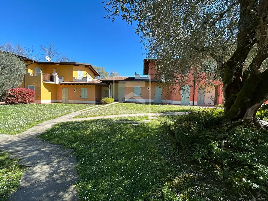 Immagine 39 di Appartamento in vendita  in via dei colli a Manerba Del Garda
