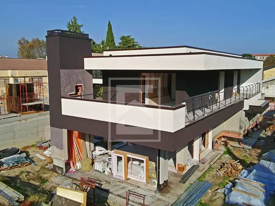 Immagine 8 di Villa in vendita  in VIa Rambotti 6 a Desenzano Del Garda