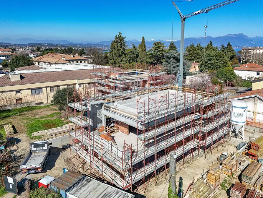 Immagine 28 di Villa in vendita  in VIa Rambotti 6 a Desenzano Del Garda