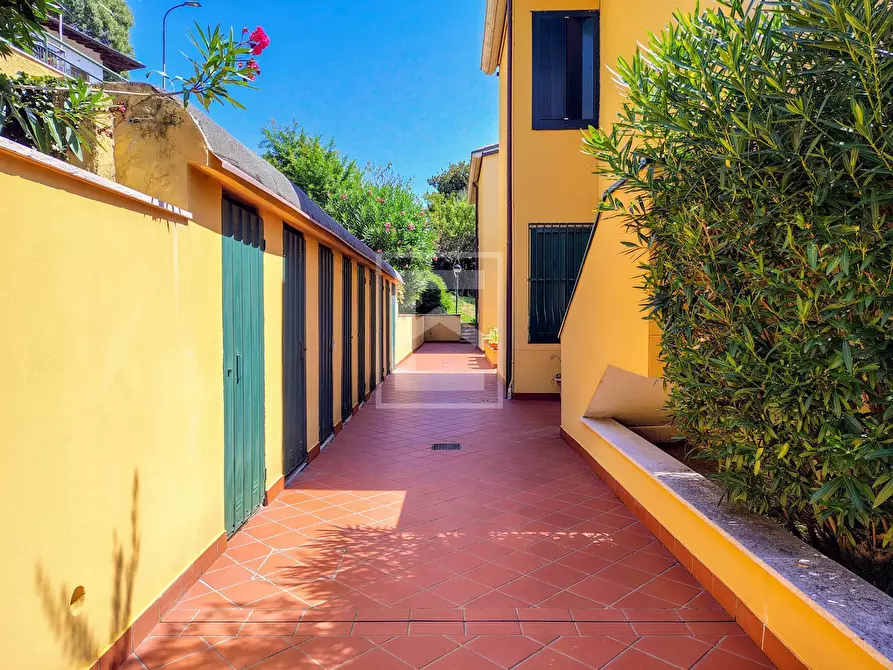 Immagine 41 di Appartamento in vendita  in Via Sotto raso 32 a Polpenazze Del Garda