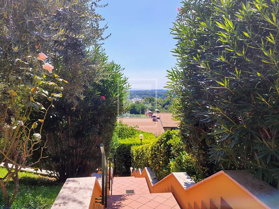 Immagine 3 di Appartamento in vendita  in Via Sotto raso 32 a Polpenazze Del Garda