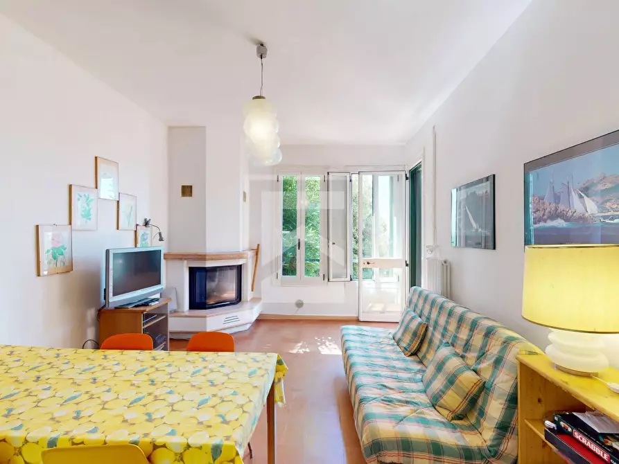 Immagine 8 di Appartamento in vendita  in Via Sotto raso 32 a Polpenazze Del Garda