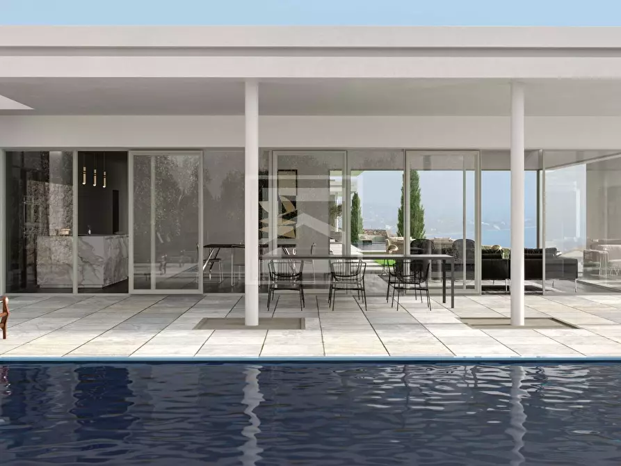 Immagine 2 di Villa in vendita  in Via barcuzzi a Lonato del Garda