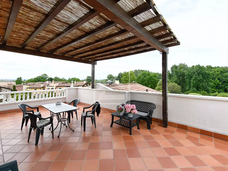 Immagine 2 di Appartamento in vendita  in Località Sermana 1 a Peschiera Del Garda