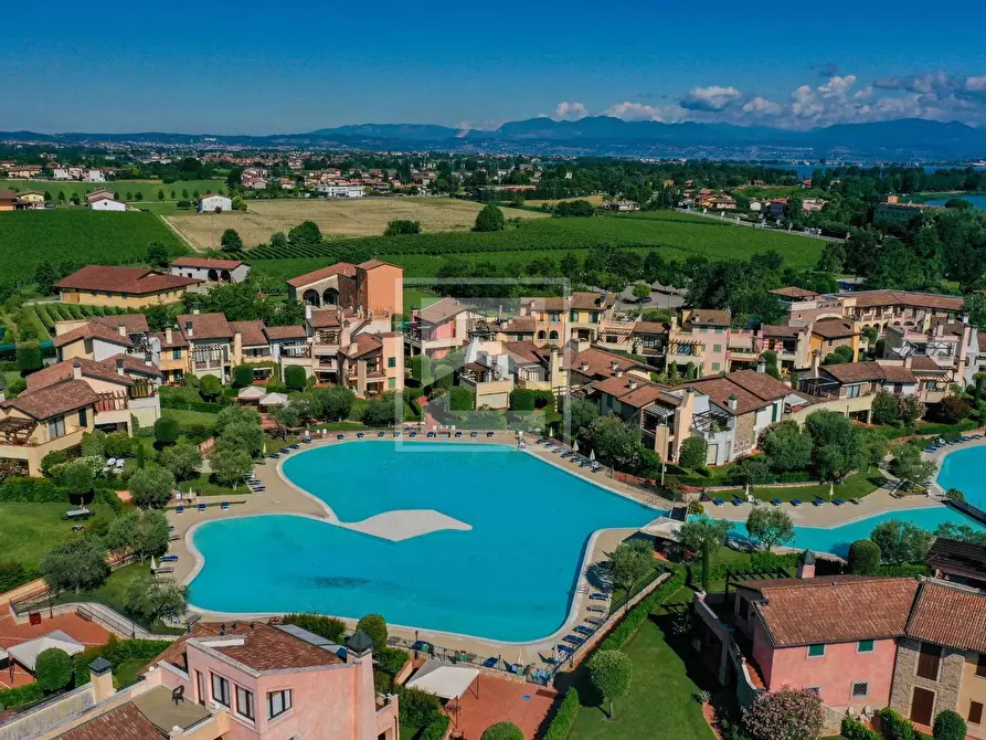 Immagine 22 di Appartamento in vendita  in Località Sermana 1 a Peschiera Del Garda