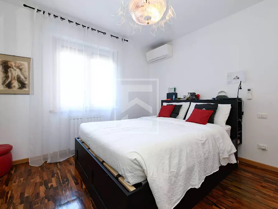 Immagine 15 di Appartamento in vendita  in VIA SAN MARTINO DELLA BATTAGLIA a Sirmione