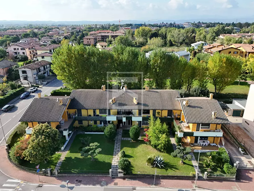 Immagine 26 di Appartamento in vendita  in VIA SAN MARTINO DELLA BATTAGLIA a Sirmione