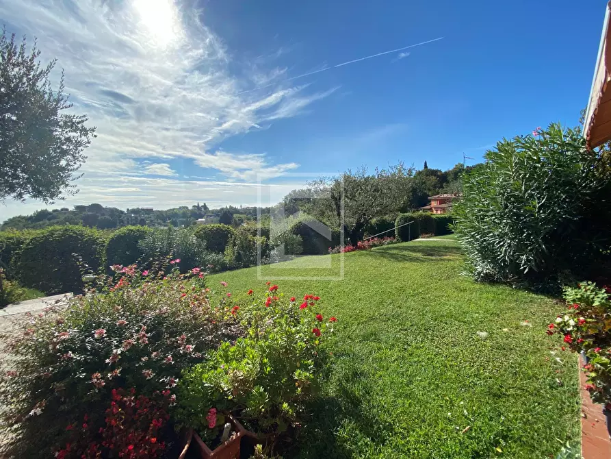 Immagine 17 di Appartamento in vendita  in via ciucani 17 a Soiano Del Lago