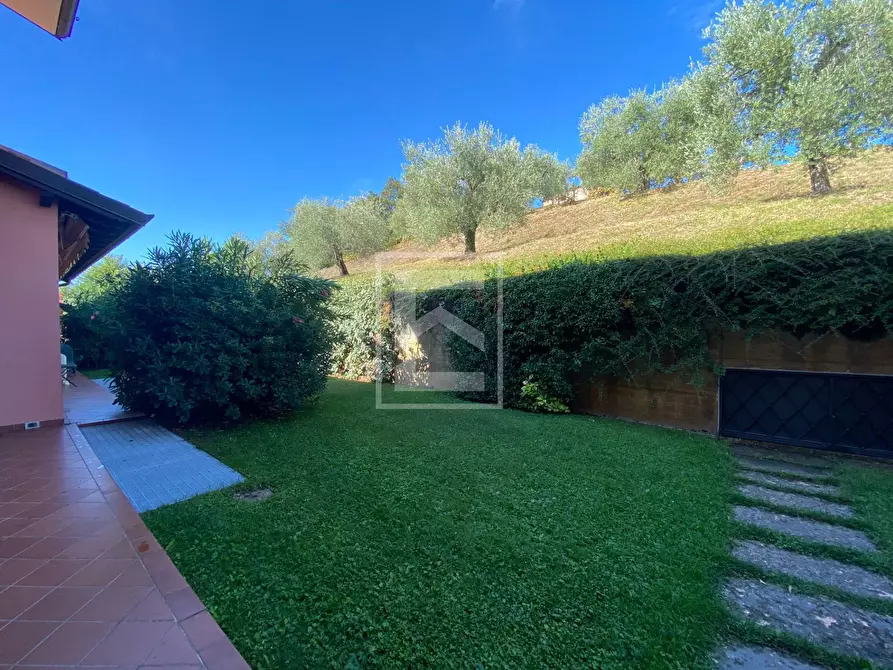 Immagine 9 di Appartamento in vendita  in via ciucani 17 a Soiano Del Lago