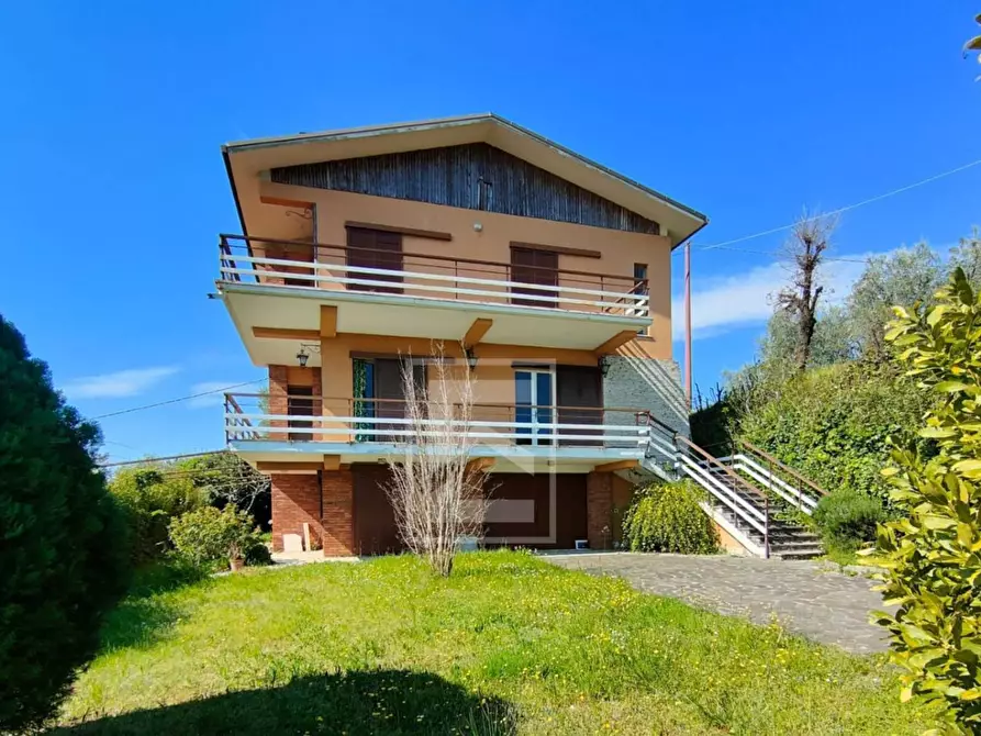 Immagine 7 di Villa in vendita  a San Felice Del Benaco
