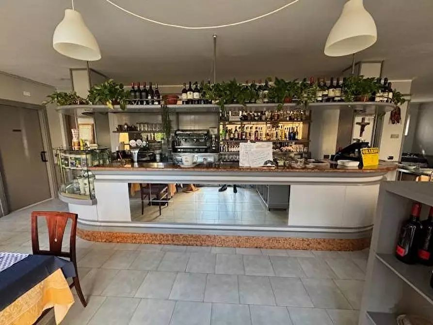 Immagine 6 di Locale commerciale in vendita  in via torradello 7 a Alagna