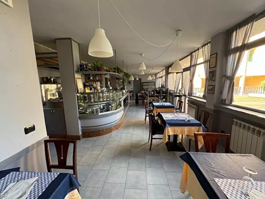 Immagine 10 di Locale commerciale in vendita  in via torradello 7 a Alagna