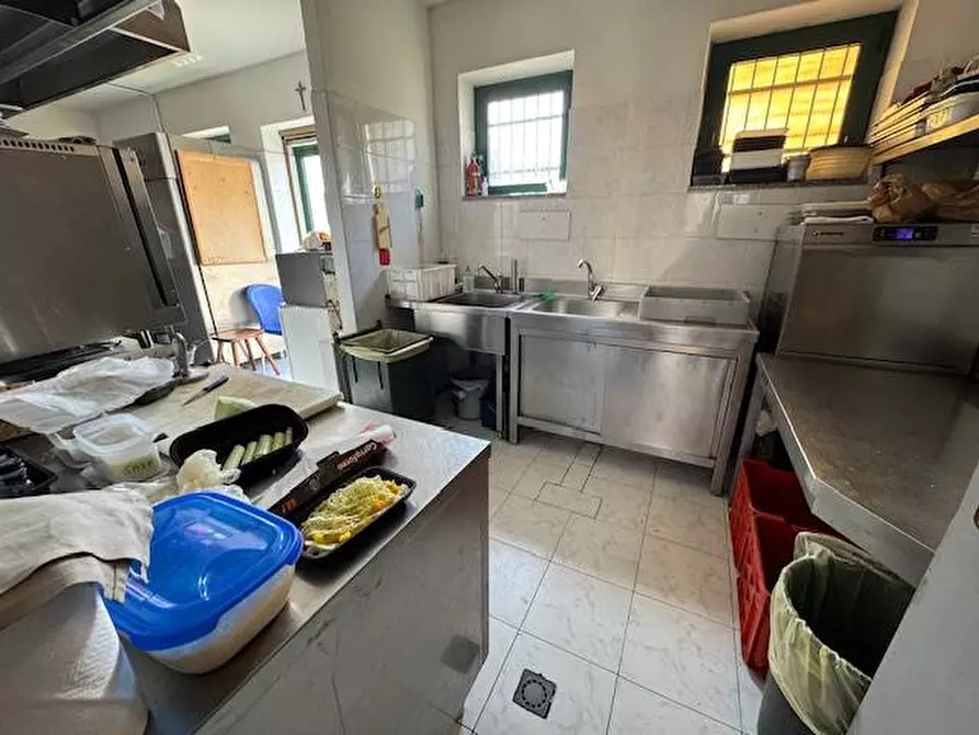 Immagine 19 di Locale commerciale in vendita  in via torradello 7 a Alagna