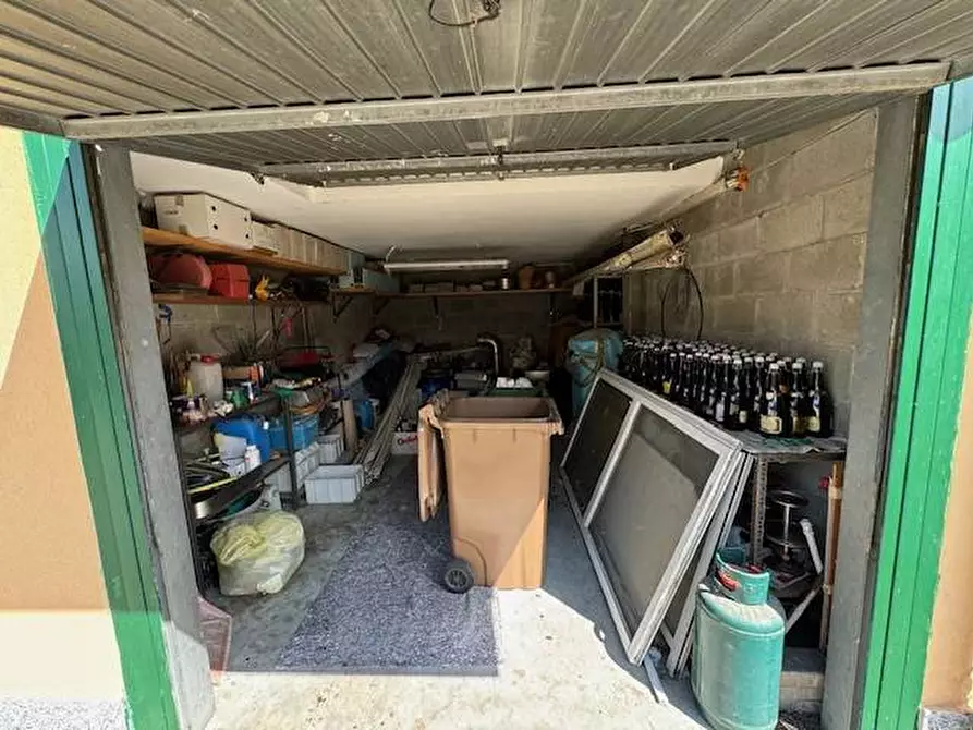 Immagine 28 di Locale commerciale in vendita  in via torradello 7 a Alagna