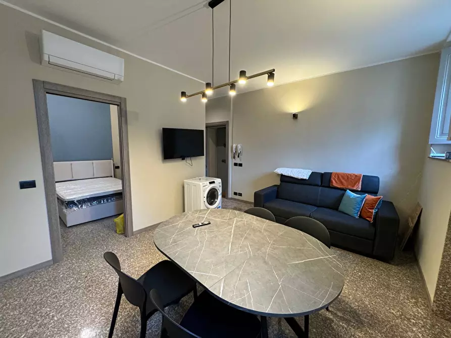 Immagine 1 di Appartamento in affitto  in Piazza Castello a Pavia