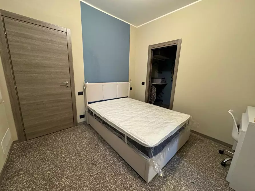 Immagine 5 di Appartamento in affitto  in Piazza Castello a Pavia