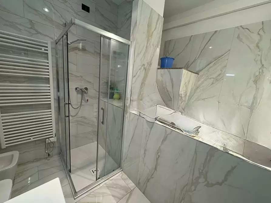 Immagine 13 di Appartamento in affitto  in Piazza Castello a Pavia