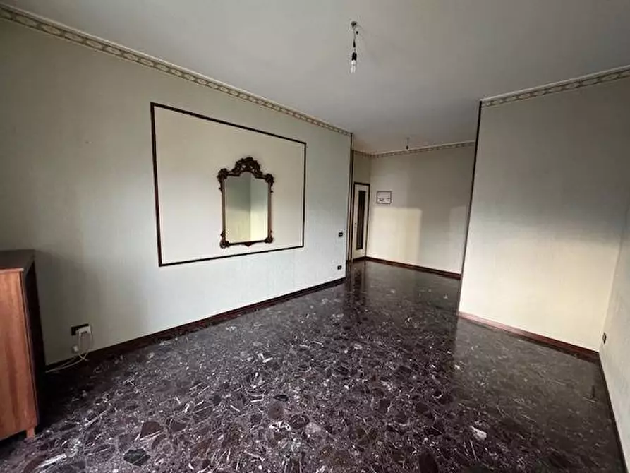 Immagine 3 di Appartamento in vendita  in Viale Lombardia a Rozzano