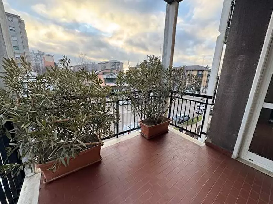 Immagine 1 di Appartamento in vendita  in Viale Lombardia a Rozzano