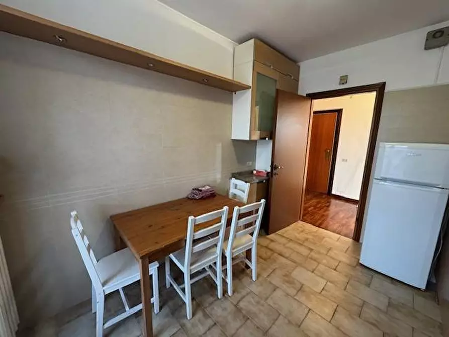 Immagine 14 di Appartamento in affitto  in Via Moruzzi a Pavia