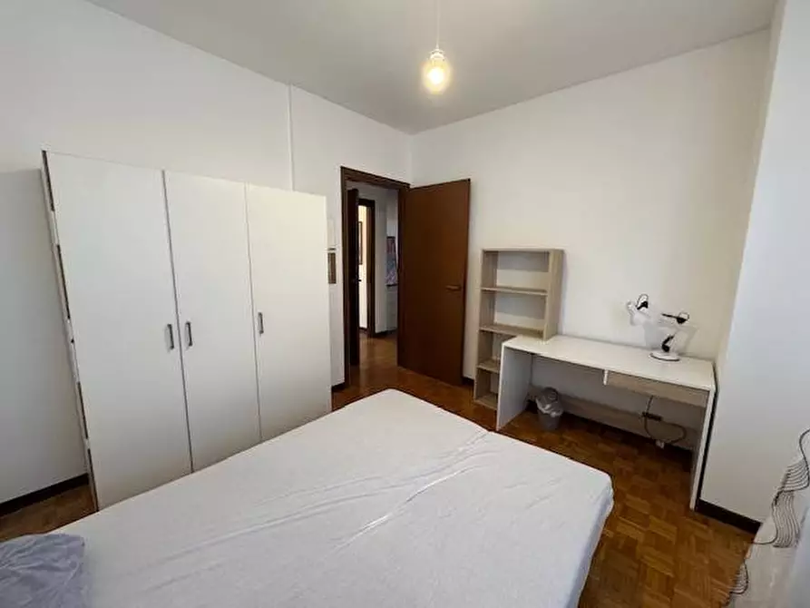 Immagine 17 di Appartamento in affitto  in Via Moruzzi a Pavia