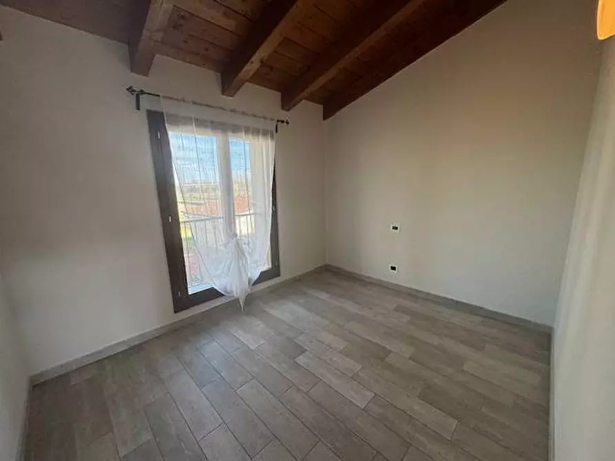 Immagine 11 di Appartamento in affitto  in via colombarolo 7 a San Martino Siccomario